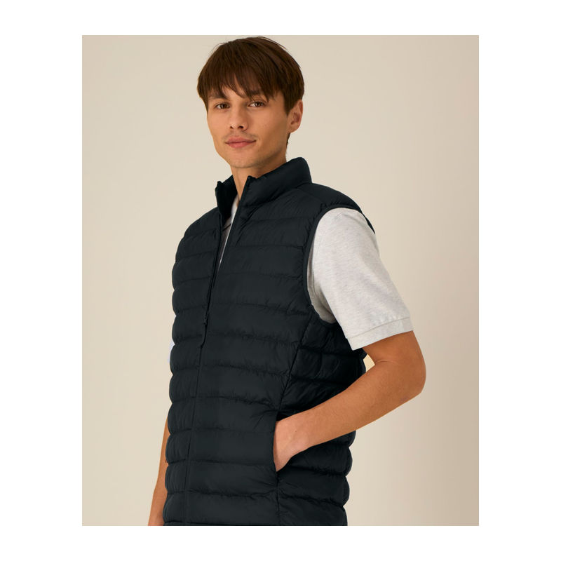 The men's body warmer