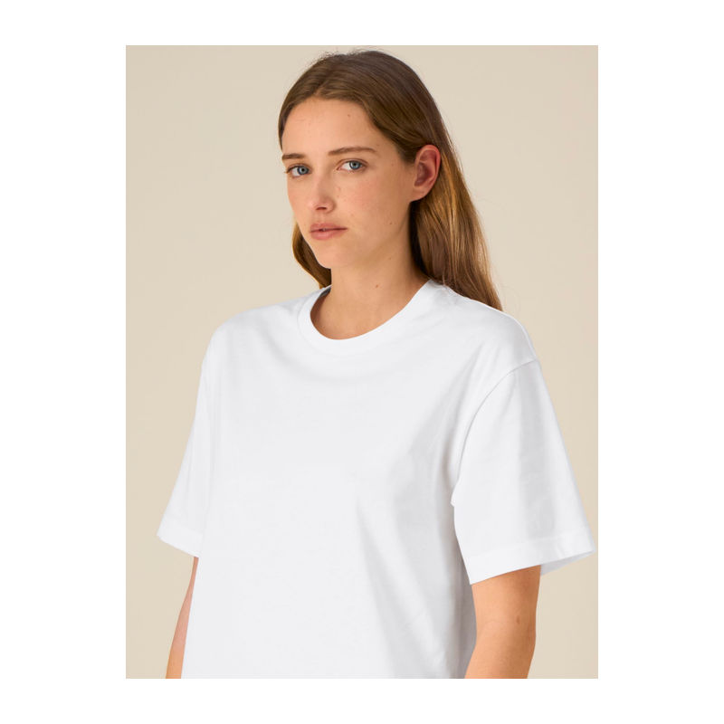 The iconic mid-light unisex relaxed t-shirt