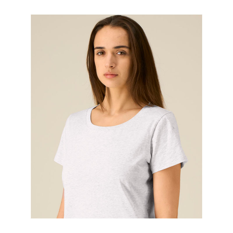 The iconic mid-light women’s fitted t-shirt