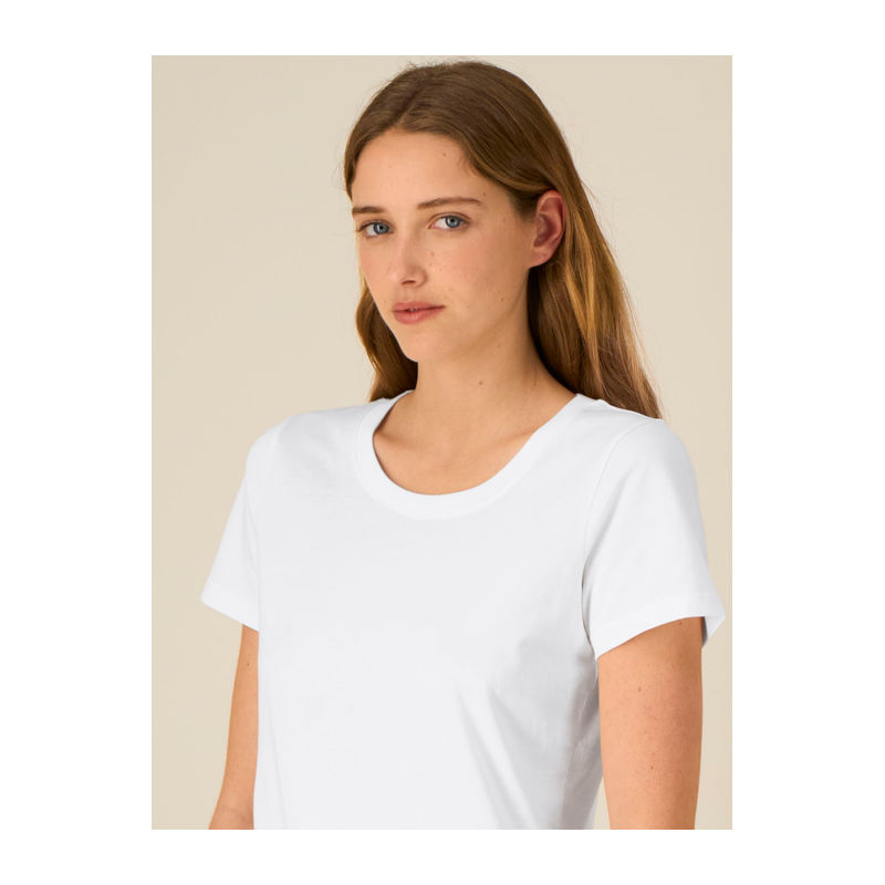 The iconic mid-light women’s fitted t-shirt
