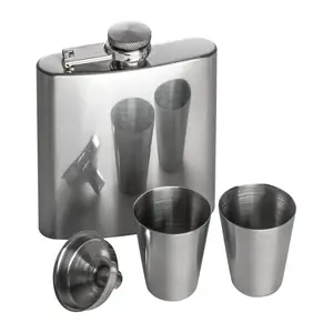 Metal Hip Flask Set with 2 Cups Sandviken 170 ml